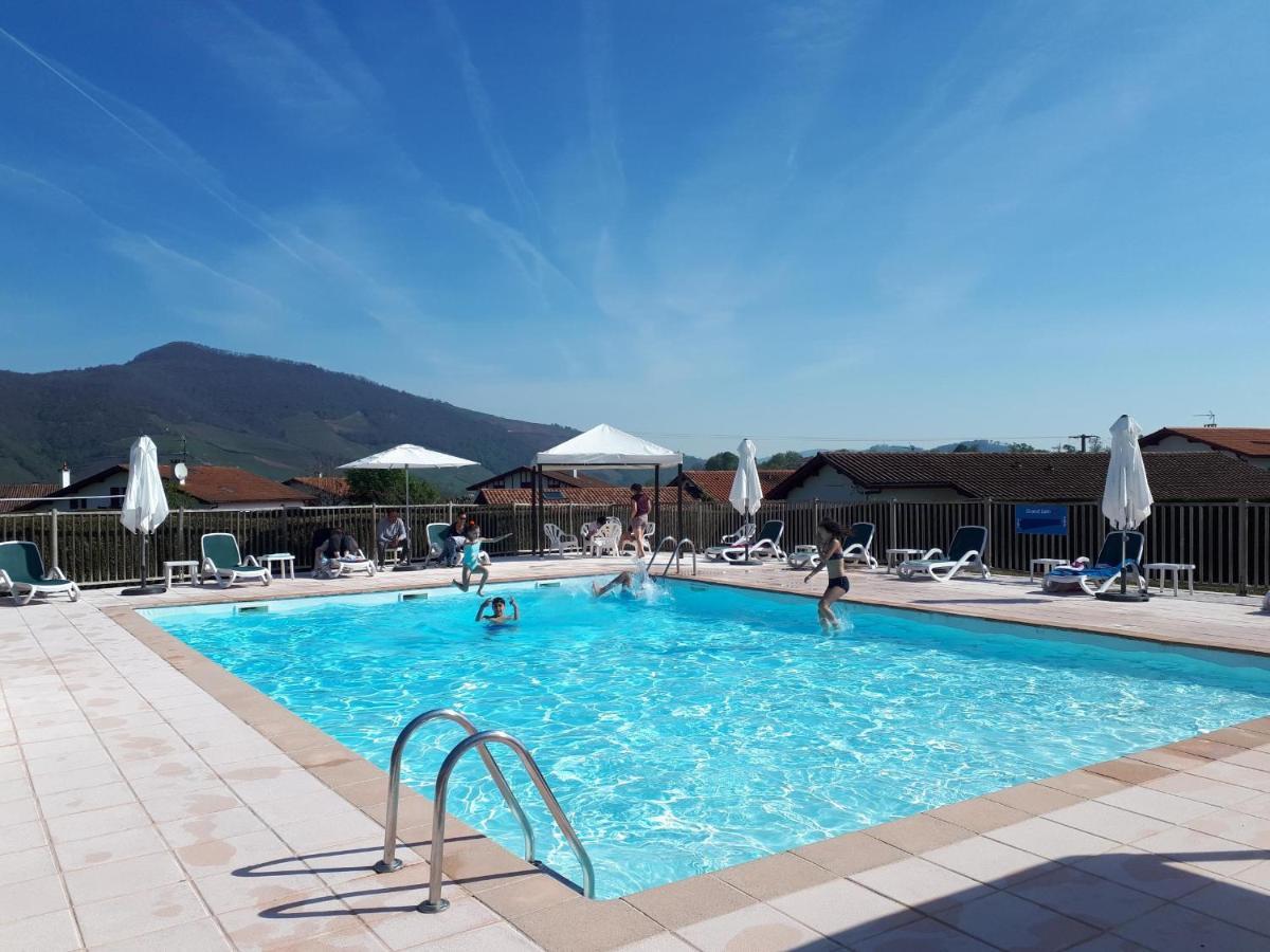 Vvf Residence Pays Basque Saint-Jean-Pied-De-Port Esterno foto