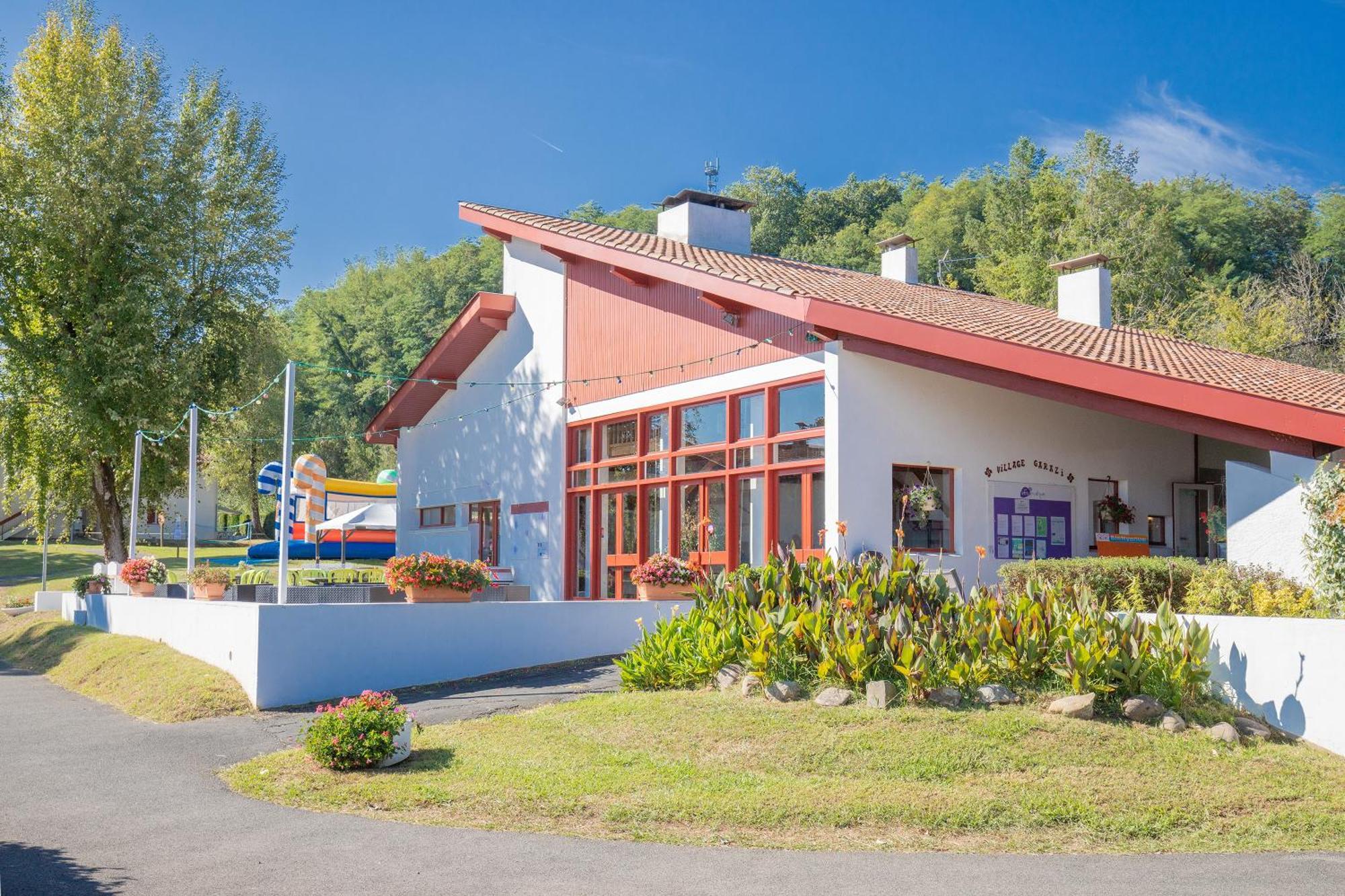Vvf Residence Pays Basque Saint-Jean-Pied-De-Port Esterno foto