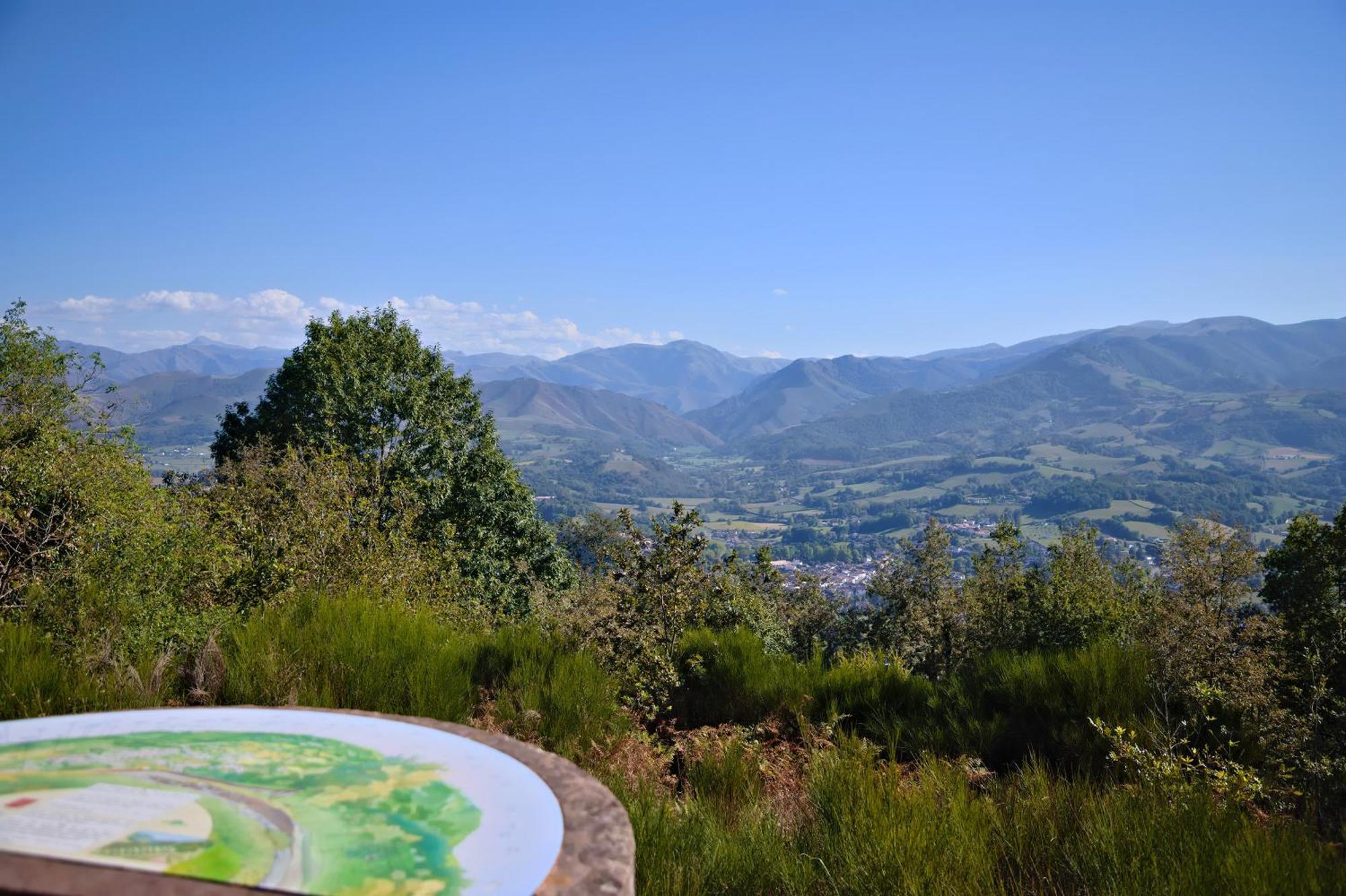 Vvf Residence Pays Basque Saint-Jean-Pied-De-Port Esterno foto