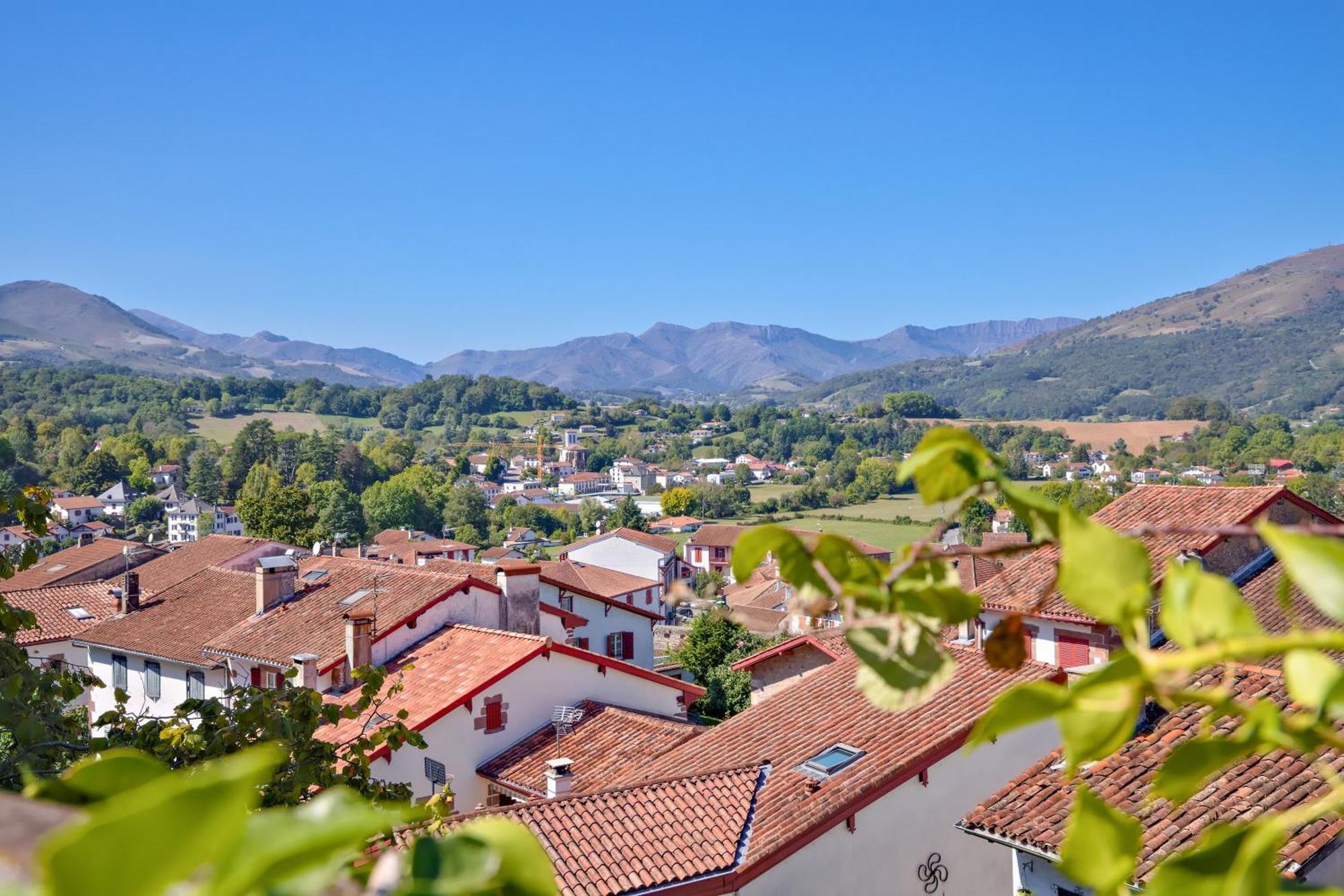 Vvf Residence Pays Basque Saint-Jean-Pied-De-Port Esterno foto