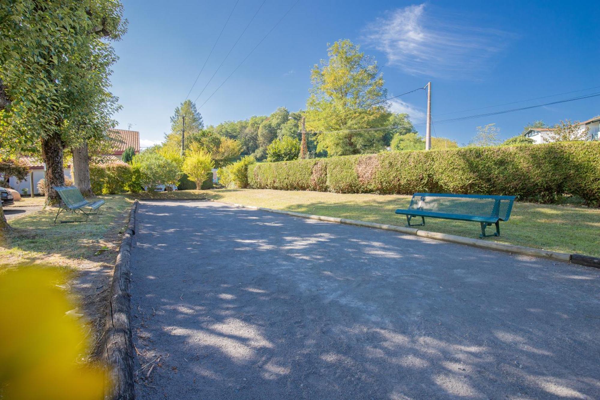 Vvf Residence Pays Basque Saint-Jean-Pied-De-Port Esterno foto