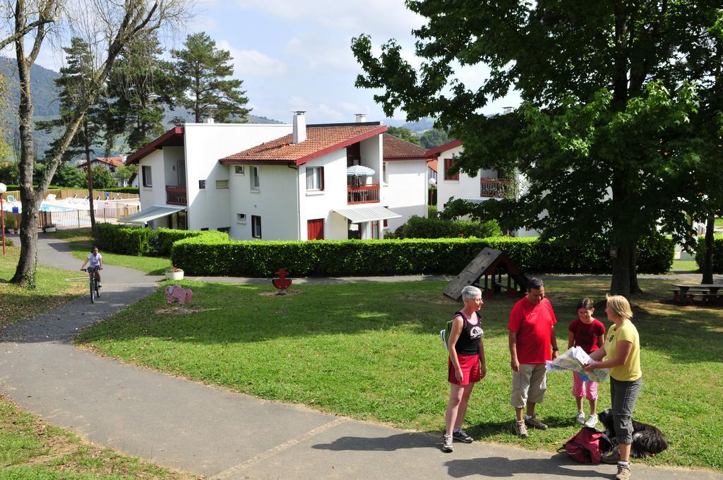 Vvf Residence Pays Basque Saint-Jean-Pied-De-Port Esterno foto