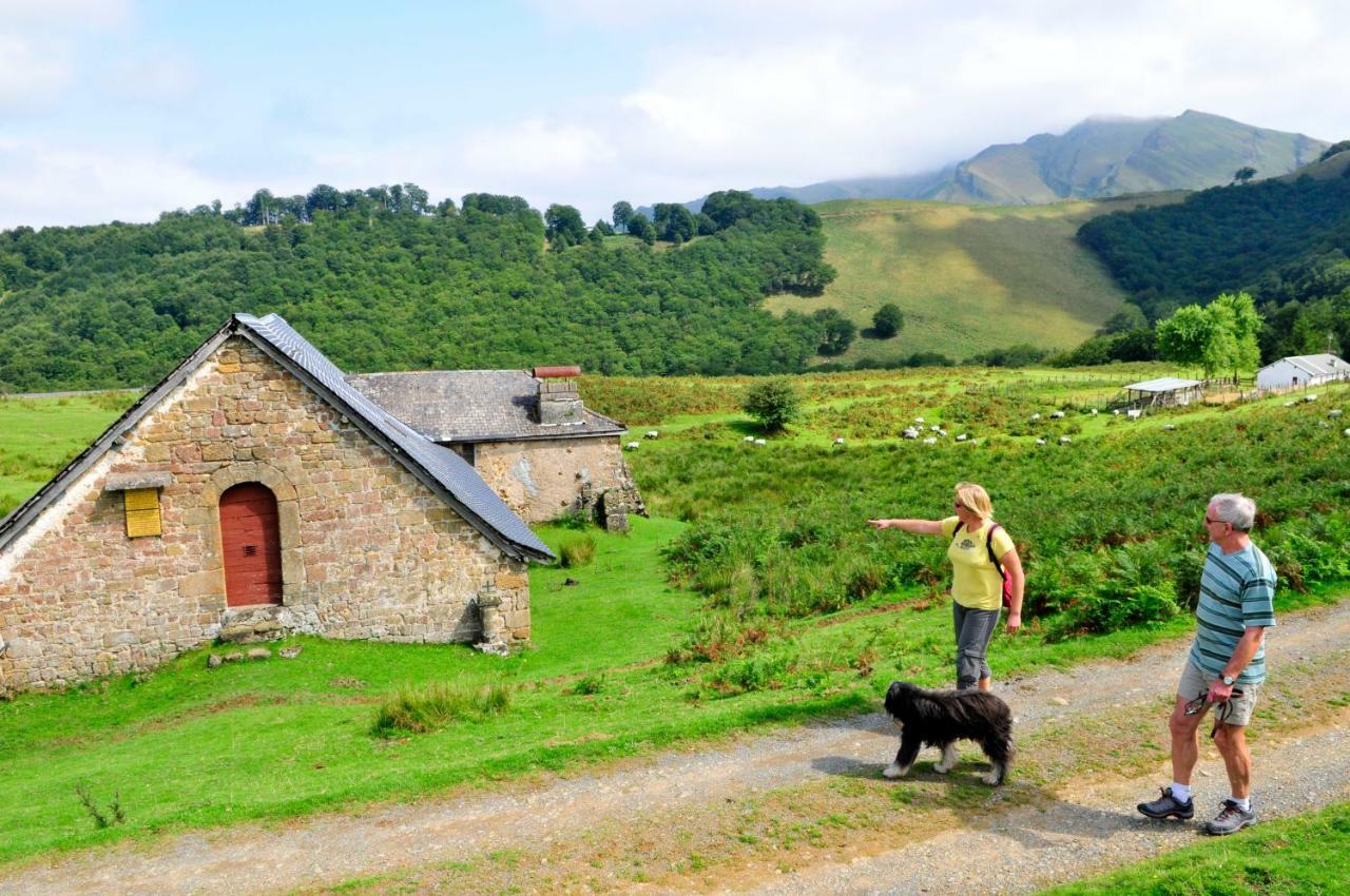 Vvf Residence Pays Basque Saint-Jean-Pied-De-Port Esterno foto